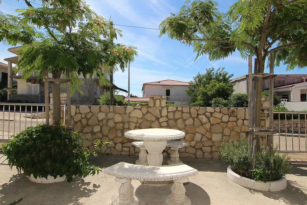 Apartments Corny Pag Town 0*,  Kroatien